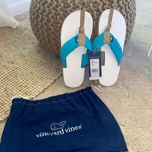 NWT vineyard vine sandals womens 9 mens 7 comes with bag